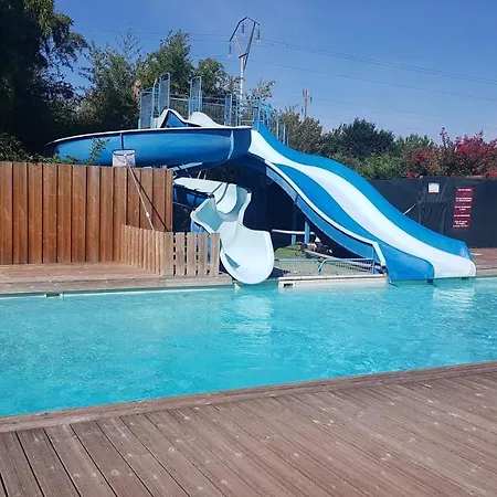 Camping La Lande 409 * Mimizan-Plage